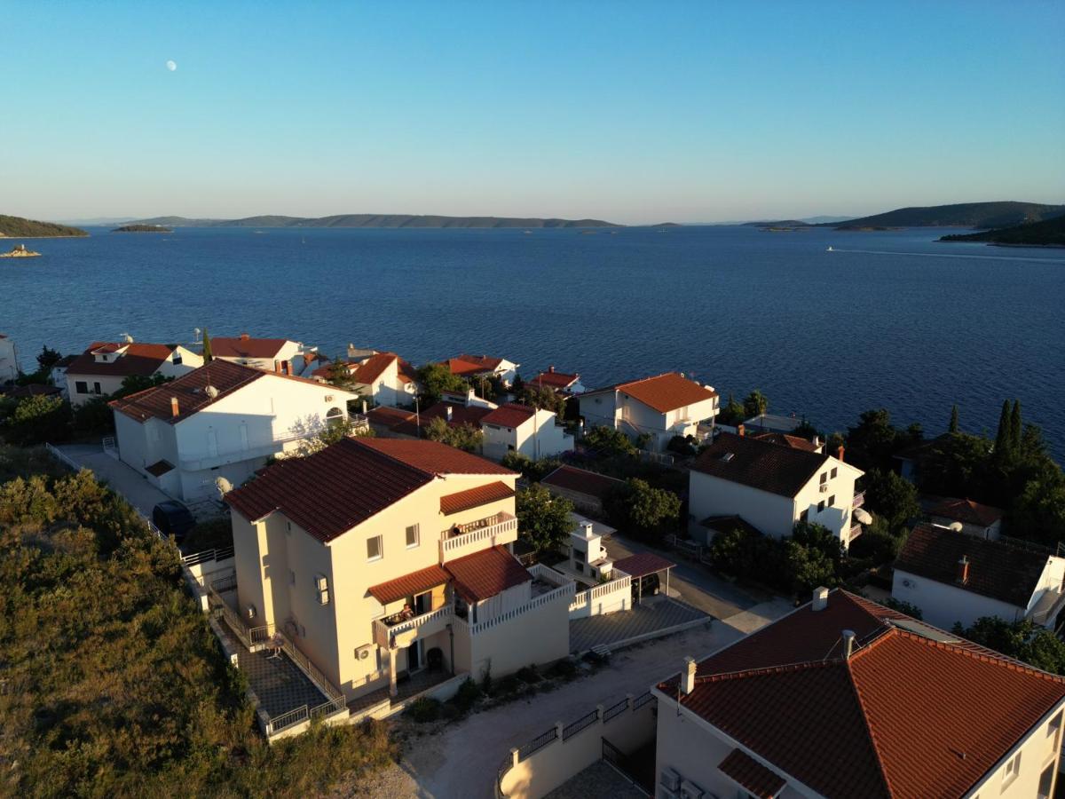 Apartment Punta Seget Vranjica Exterior foto